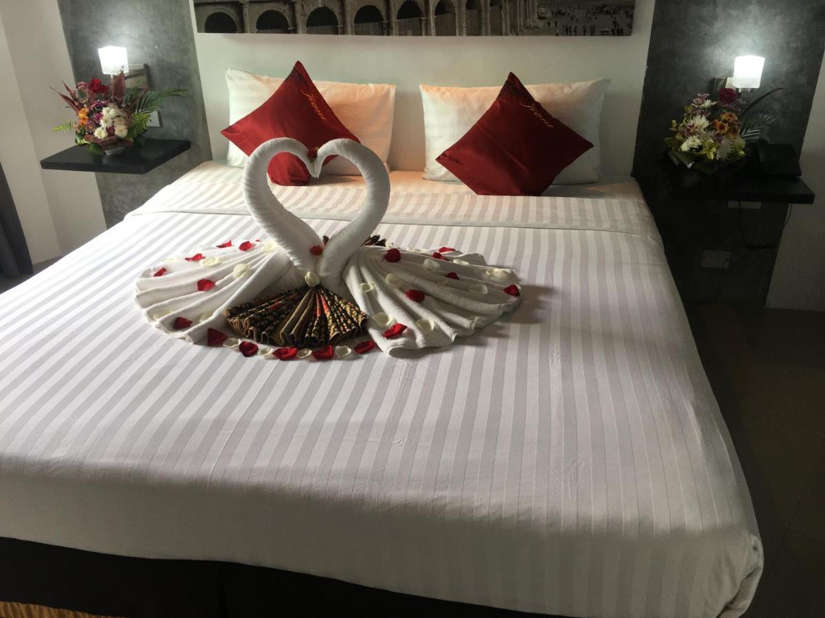 The Front Hotel And Apartments Patong Экстерьер фото