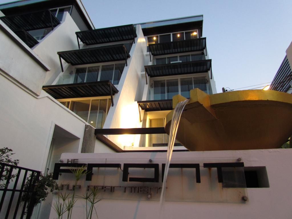 The Front Hotel And Apartments Patong Экстерьер фото